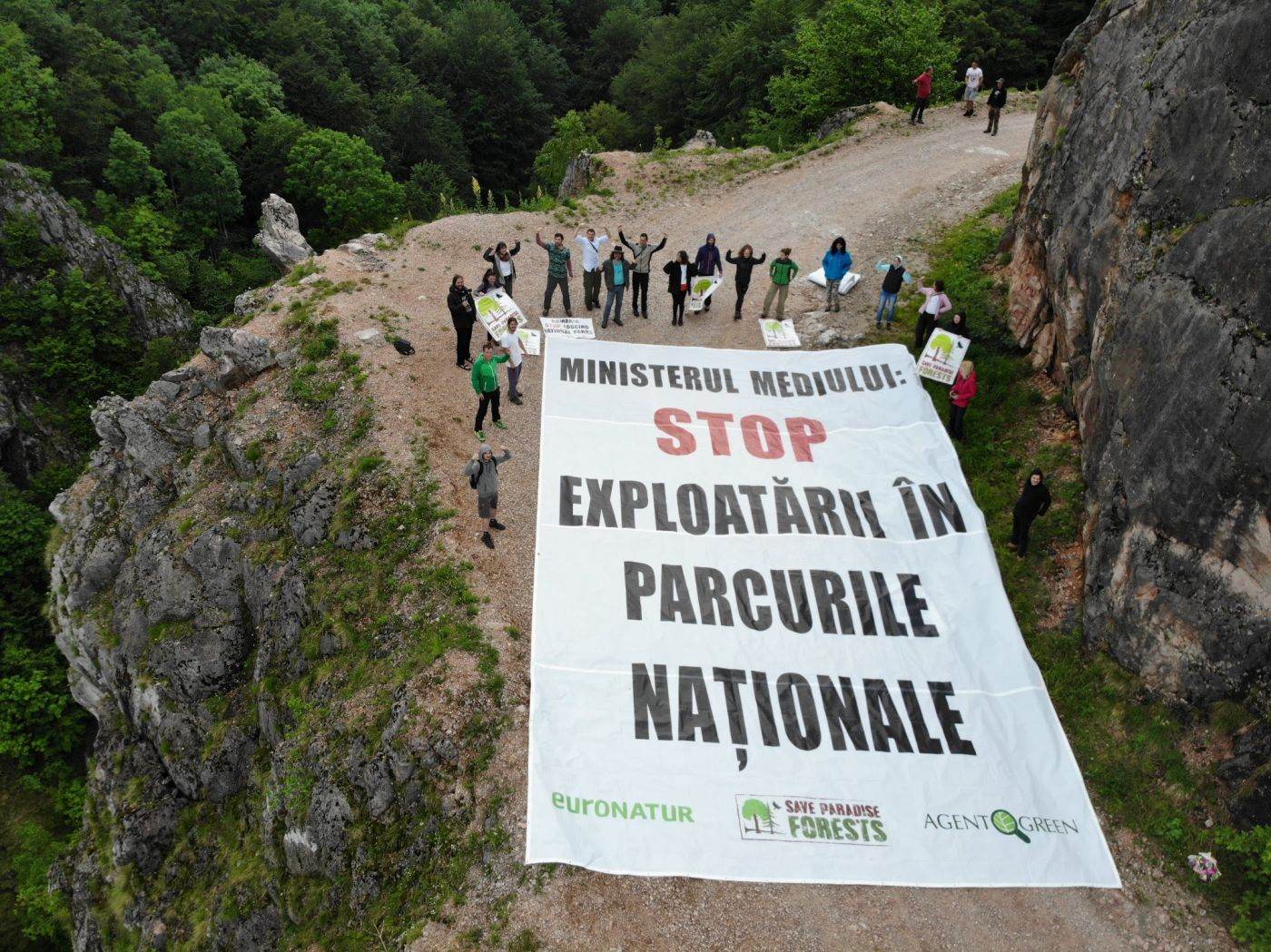 DOMOGLED: Agent Green sesizează Parchetul General după 54 de zile de criză şi cere protejarea reală a parcului